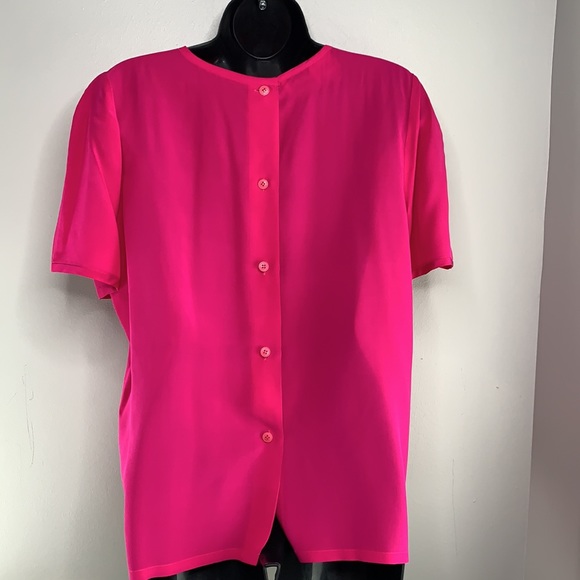 Oleg Cassini silk blouse - Picture 2 of 8